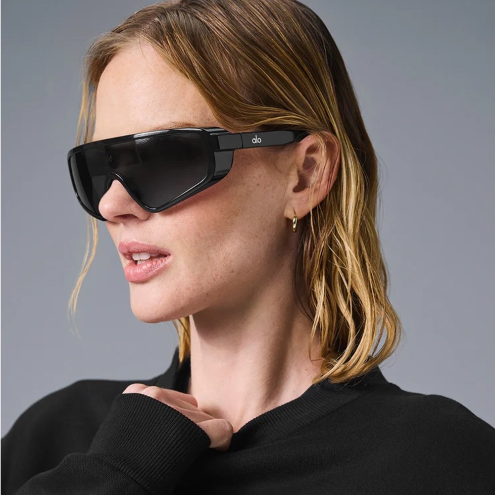 ALO Infamois Black Women's Sunglasses